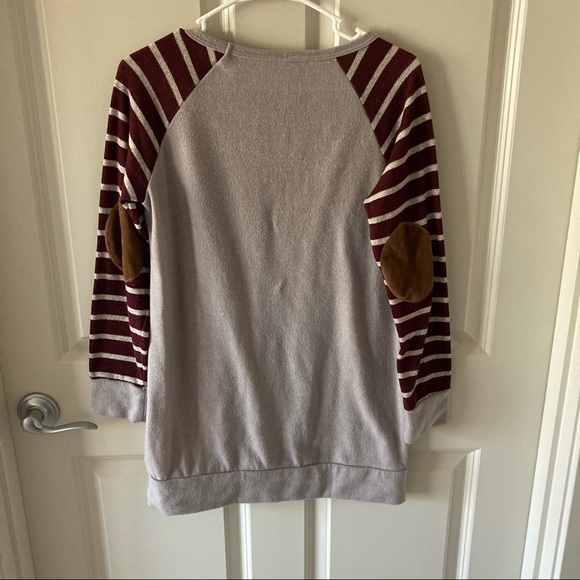 Gray-Beige Sweater with Elbow Pads - Picture 2 of 2